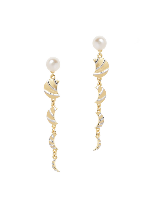 Pair Moon and Pearl earrings